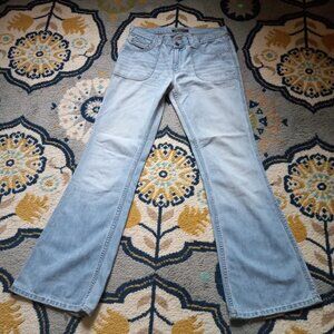 American Eagle y2k Flare Jeans Size 6